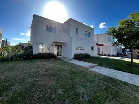 Casa en Venta en Puertos - Barrio Vistas, Countries y Barrios Cerrados en Escobar