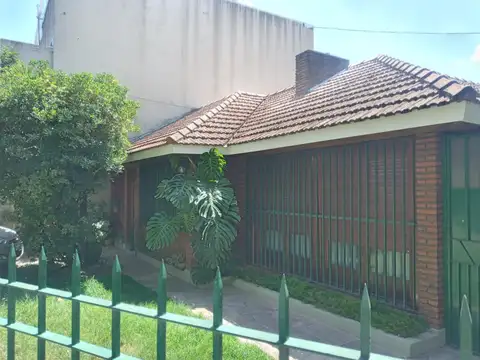Casa en Venta en Adrogue, Partido de Almirante Brown
