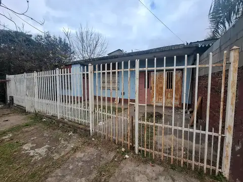 Casa en Venta en Mariano Acosta, Partido de Merlo