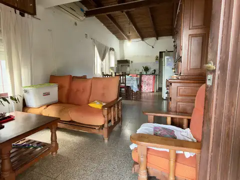 Casa en Venta en Lisandro Olmos Etcheverry, Partido de La Plata