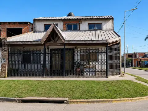 Casa en Venta en Los Polvorines, Partido de Malvinas Argentinas