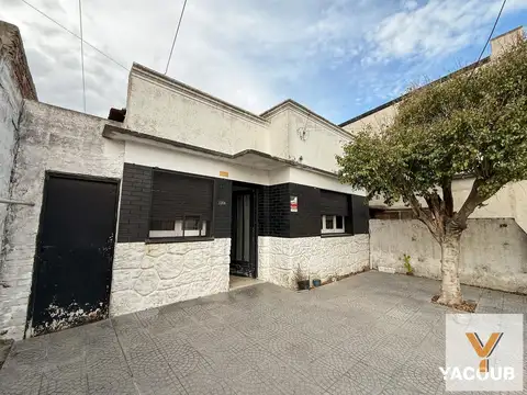 Casa en Venta en Villa Elvira, Partido de La Plata