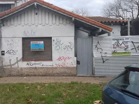 Casa en Venta en Burzaco, Partido de Almirante Brown
