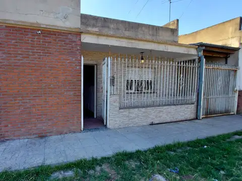 Casa en Venta en Castelar Sur, Castelar