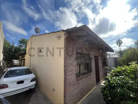 Casa en Venta en Los Hornos, La Plata