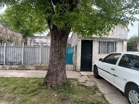 Casa en Venta en Los Hornos, La Plata