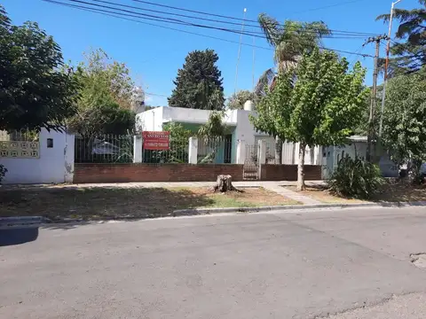 Casa en Venta en Ingeniero Adolfo Sourdeaux, Partido de Malvinas Argentinas