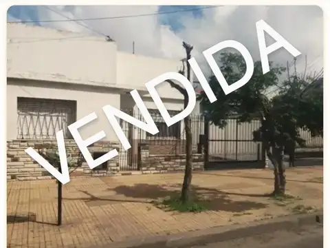 Casa en Venta en Lanus Oeste, Lanus