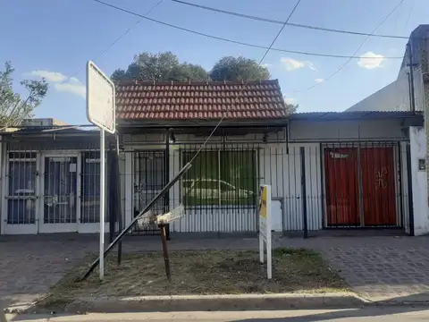 Casa en Venta en Castelar Sur, Castelar