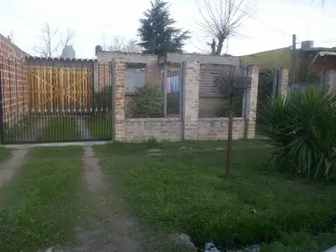 Casa en Venta en Burzaco, Partido de Almirante Brown