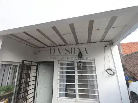 Casa en Venta en Mariano Acosta, Partido de Merlo