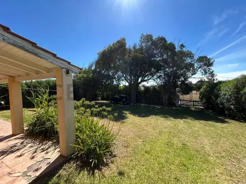 Casa en Venta en San Eduardo del Mar, Partido de General Alvarado