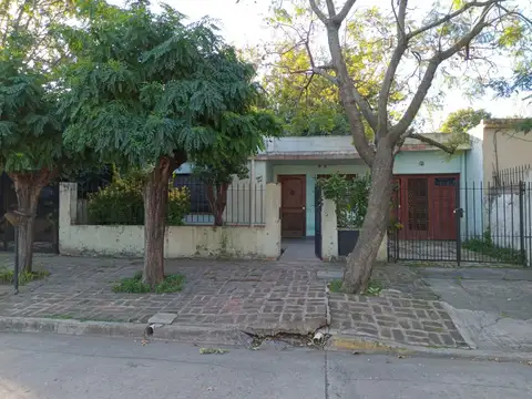 Casa en Venta en Burzaco, Partido de Almirante Brown