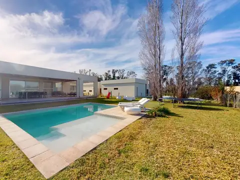 Casa en Venta en City Bell, Partido de La Plata