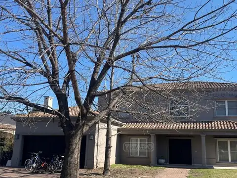 Casa en Venta en Pilar Golf Club, Countries y Barrios Cerrados en Pilar