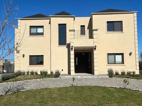 Casa en Venta en El Canton - Norte, Countries y Barrios Cerrados en Escobar