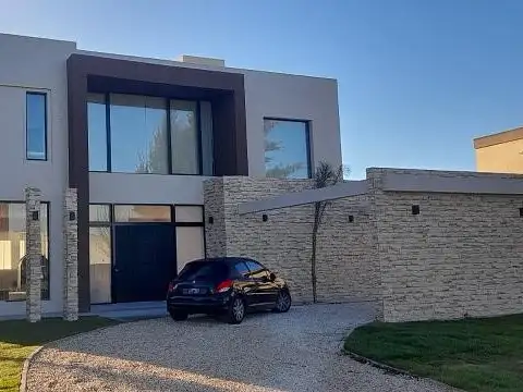 Casa en Venta en Countries y Barrios Cerrados en San Vicente, Partido de San Vicente
