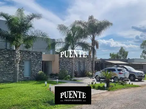 Casa en Venta en La Magdalena, Canning