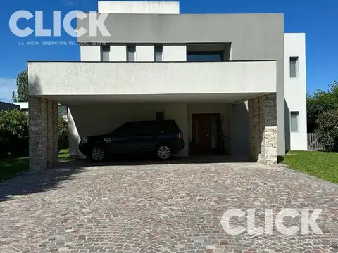 Casa en Venta en Los Naranjos, Countries y Barrios Cerrados en Esteban Echeverria