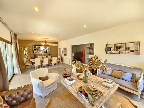 Casa en Venta en Casuarinas Del Pilar, Countries y Barrios Cerrados en Pilar