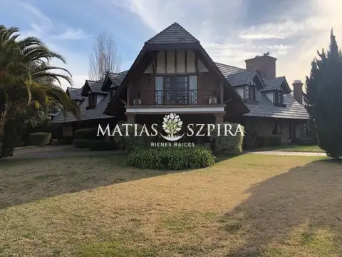 Casa en Venta en San Diego Country Club, Countries y Barrios Cerrados en Moreno