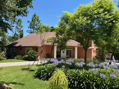 Casa en Venta en Highland Park Country Club, Del Viso