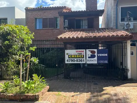 Casa en Venta en La Lucila Vias / Libertador, La Lucila