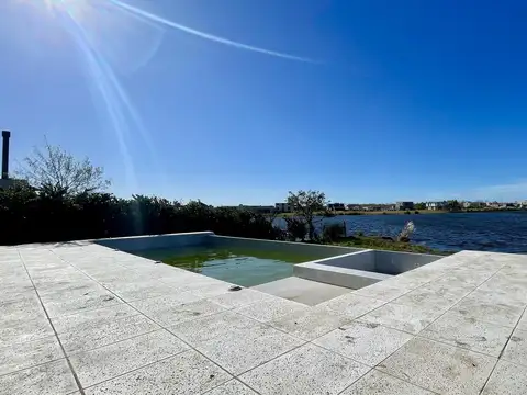 Casa en Venta en El Naudir, Countries y Barrios Cerrados en Escobar