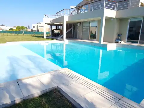 Casa en Venta en Haras Santa Maria, Countries y Barrios Cerrados en Escobar