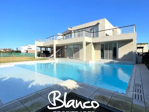 Casa en Venta en Haras Santa Maria, Countries y Barrios Cerrados en Escobar