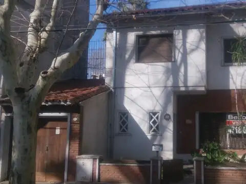 Casa en Venta en Vicente Lopez Vias / Rio, Vicente Lopez
