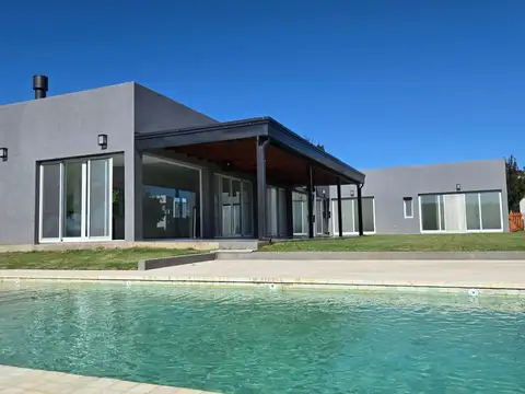 Casa en Venta en Puertos, Countries y Barrios Cerrados en Escobar