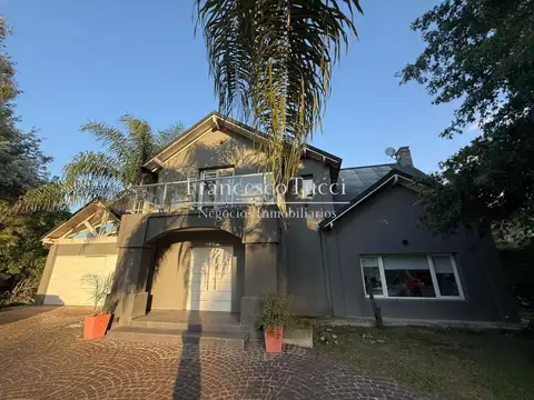 Casa en Venta en Campos De Alvarez, Countries y Barrios Cerrados en Francisco Alvarez