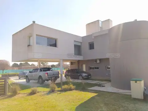 Casa en Venta en El Nacional Club De Campo, Countries y Barrios Cerrados en General Rodriguez
