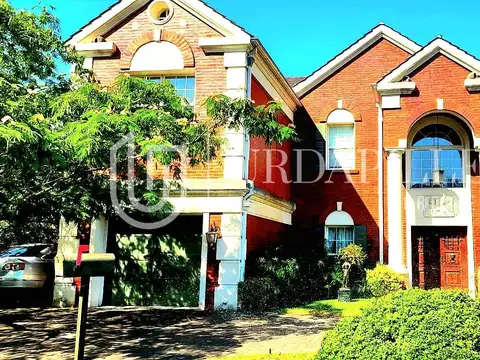 Casa en Venta en La Lomada De Pilar, Countries y Barrios Cerrados en Pilar