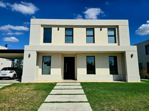 Casa en Venta en Pilar Golf Club, Countries y Barrios Cerrados en Pilar