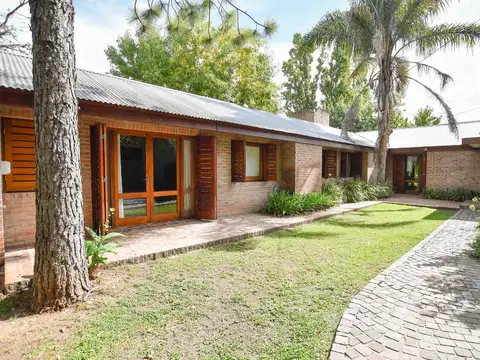 Casa en Venta en City Bell, Partido de La Plata
