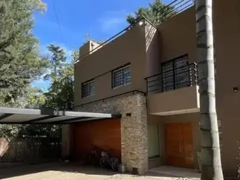 Casa en Venta en Barrio Parque Leloir, Partido de Ituzaingó
