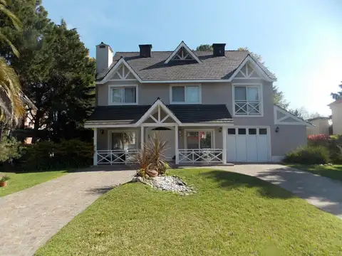 Casa en Venta en Saint Thomas, Countries y Barrios Cerrados en Esteban Echeverria