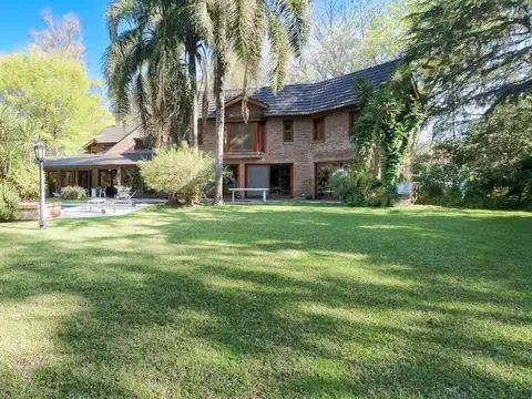 Casa en Venta en San Carlos Country Club, Countries y Barrios Cerrados en Malvinas Argentinas