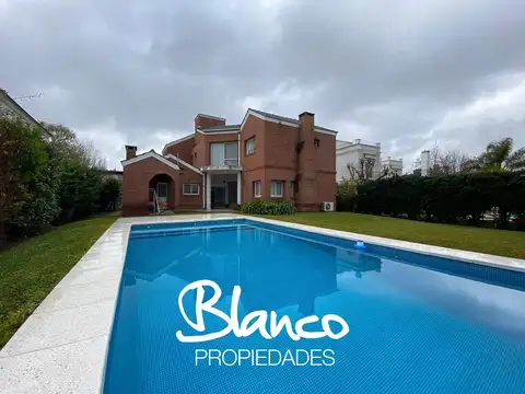Casa en Venta en La Lomada De Pilar, Countries y Barrios Cerrados en Pilar