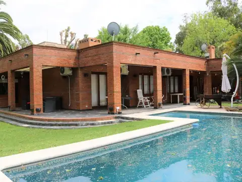 Casa en Venta en Club El Carmen, Countries y Barrios Cerrados en Berazategui