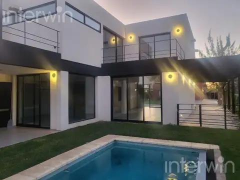Casa en Venta en Adrogue, Partido de Almirante Brown