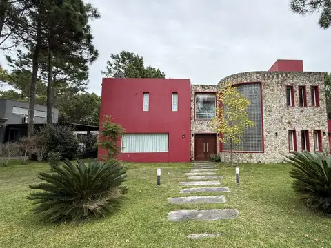 Casa en Venta en La Herradura, Countries y Barrios Cerrados en Pinamar