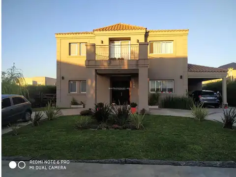 Casa en Venta en Las Golondrinas, Countries y Barrios Cerrados en Berazategui