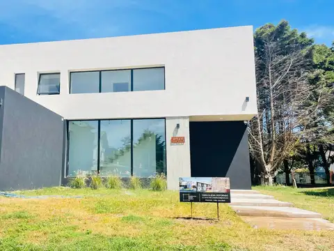 Casa en Venta en Pinamar Norte, Pinamar