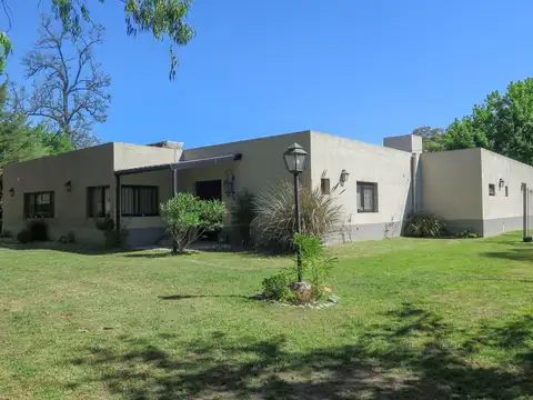 Casa en Venta en Barrio Parque Leloir, Partido de Ituzaingó
