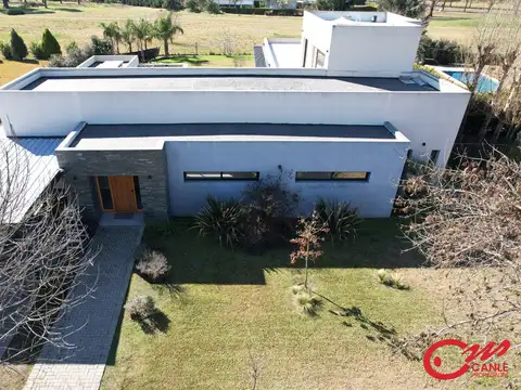 Casa en Venta en Haras Santa Maria, Countries y Barrios Cerrados en Escobar