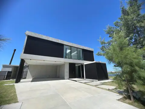 Casa en Venta en El Naudir, Countries y Barrios Cerrados en Escobar