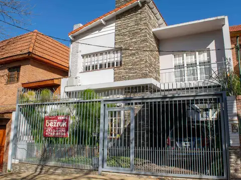 Casa en Venta en La Lucila-Vias/Maipu, La Lucila